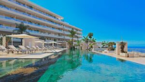 Abora – Playa Paraiso